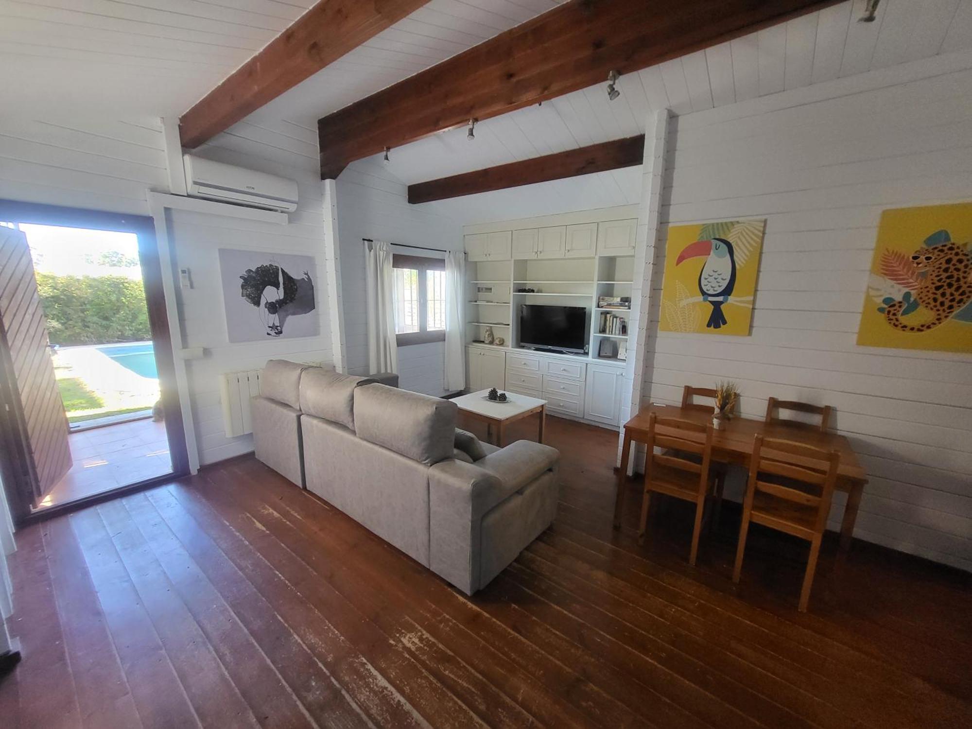 Casa Madera Urbanizacion Socorro Hébergement de vacances *